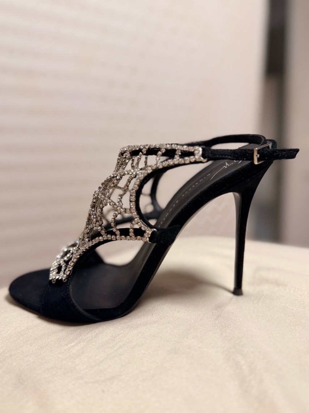 Giuseppe Zanotti Crystal Heels Black – Luxury Designer Sandals Size 8.5 - Picture 10 of 11